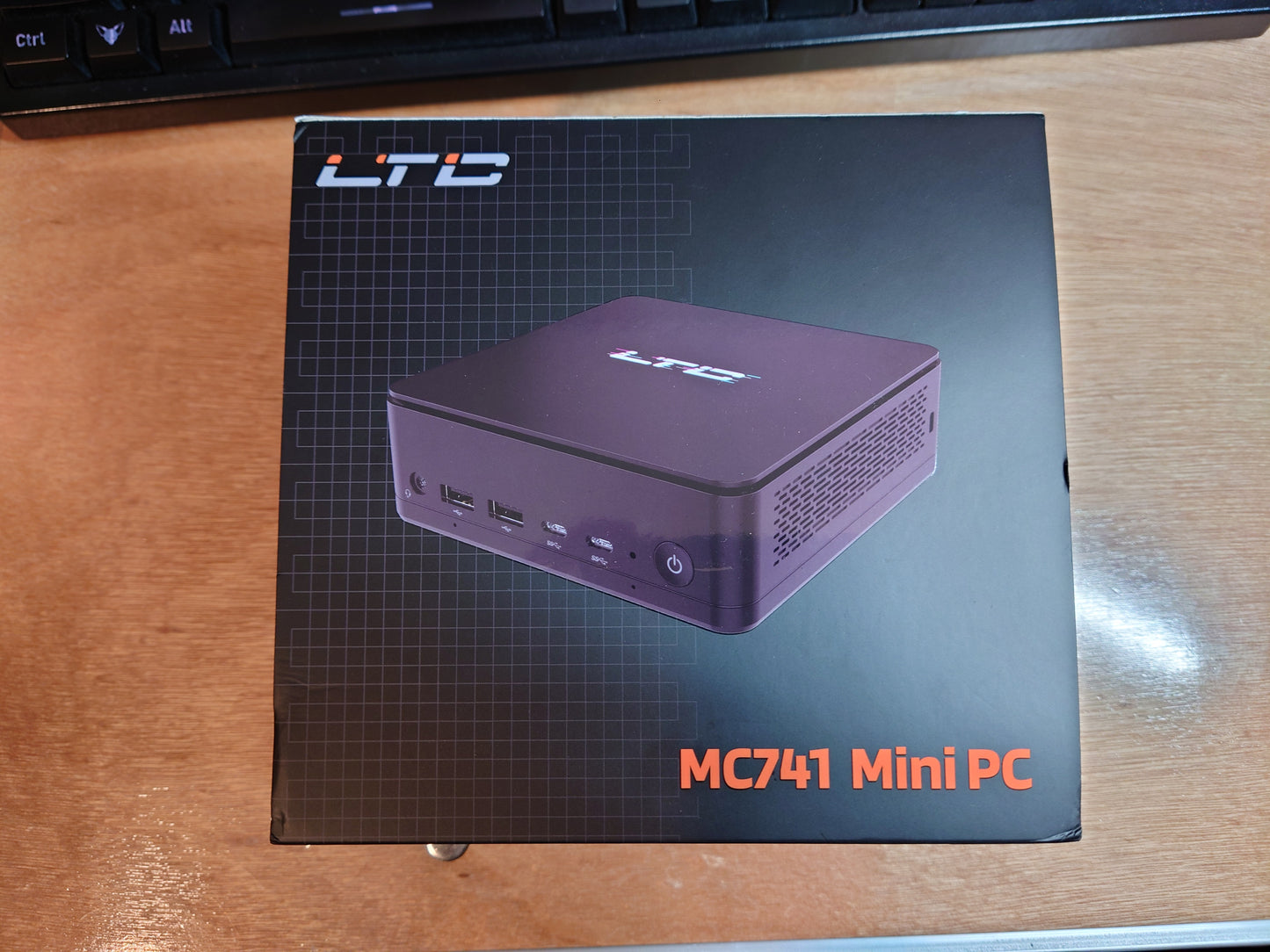 Ryzen 7 8845HS, Radeon 780M Mini PC - LTC