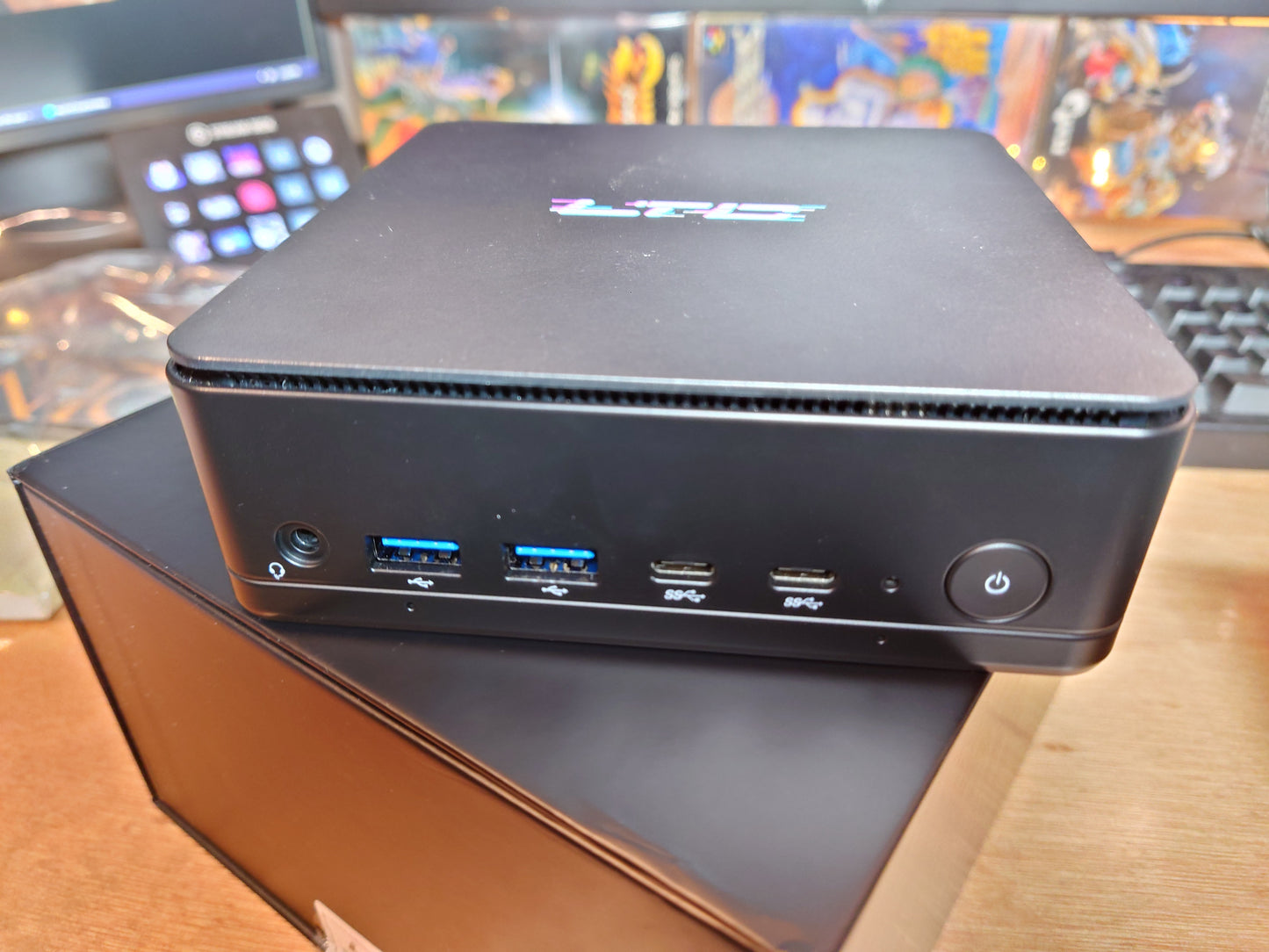 Ryzen 7 8845HS, Radeon 780M Mini PC - LTC