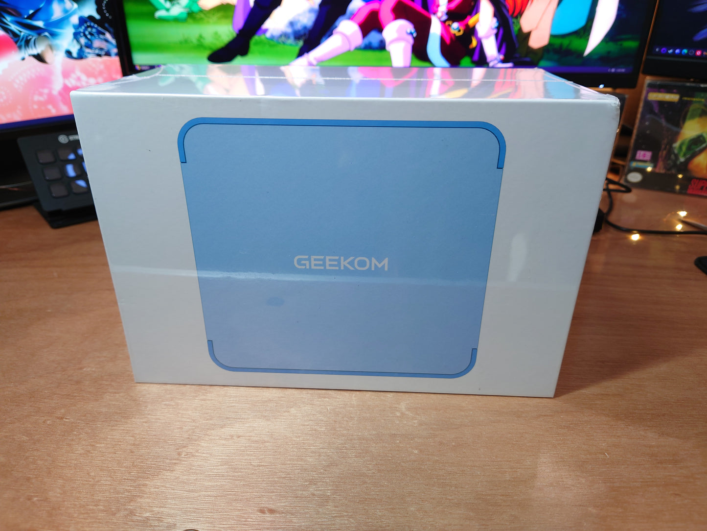 GEEKOM AX8 Max - Ryzen 7 8745HS, 32GB, 780M, 1TB