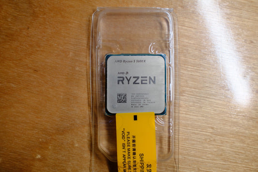 AMD Ryzen 5 5600X Desktop Processor (4.6GHz, 6 Cores, Socket AM4)